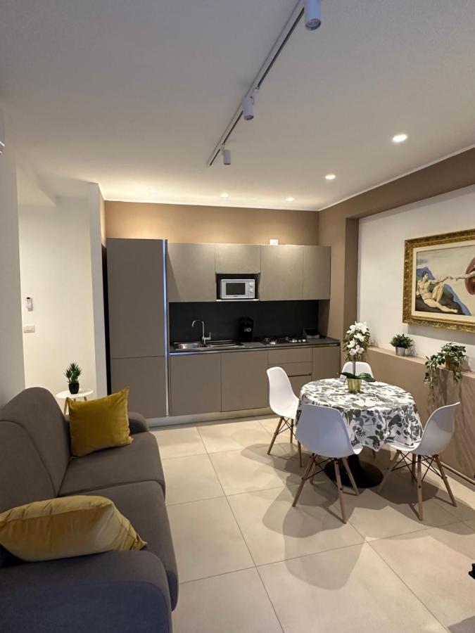 Apartments Ennio Top Class Bari Buitenkant foto