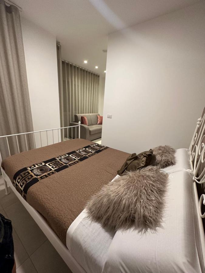 Apartments Ennio Top Class Bari Buitenkant foto